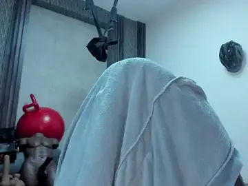 Stripchat Adult Webcams of selene_red_