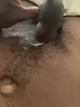 Stripchat Live Sex Cam of Metissebmlongue78