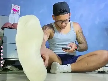 Stripchat Live Sex of TomLover_12