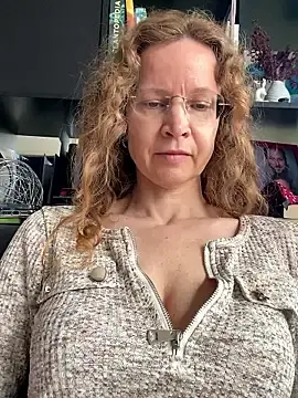 Stripchat Sex Cam of AnnikaRose