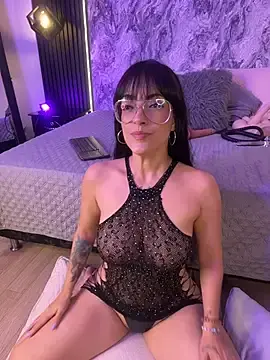 Stripchat Free Porn Cam of Aura_Baker