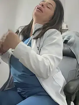 Stripchat Free Live Porn of Dr_Nathalia_28