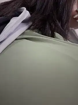 Stripchat Live Sex Cam of Dr_Nathalia_28