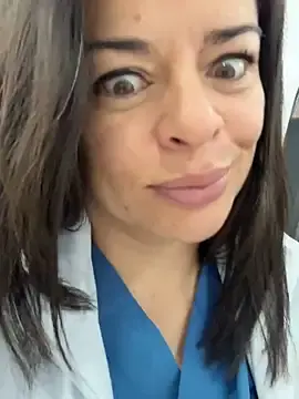 Stripchat Sex Chat of Dr_Nathalia_28