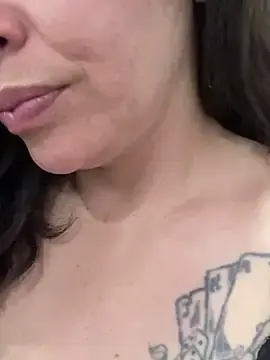 Stripchat Watch Live Sex Cams of Dr_Nathalia_28