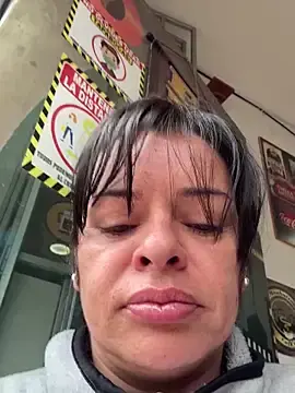 Stripchat Free Porn Cam of Dr_Nathalia_28