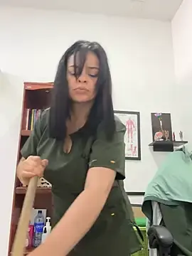 Stripchat Best Webcam of Dr_Nathalia_28