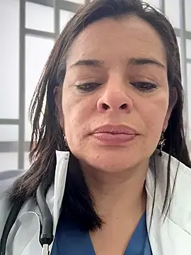 Stripchat Free Porn Cam of NATHALIA-28_