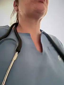 Stripchat Live Sex of NATHALIA-28_