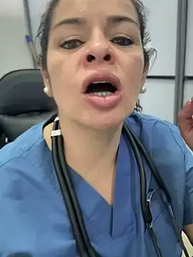 Stripchat Live Sex of NATHALIA-28_