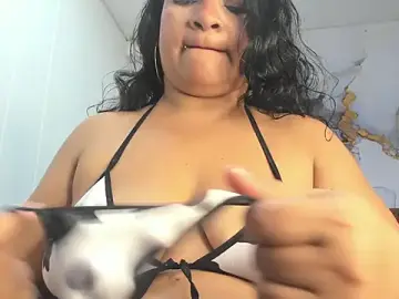 Stripchat Live Sex of Cloe_35