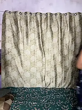 Stripchat Free Live Porn of Forest_Queen