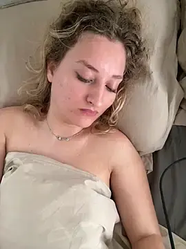 Stripchat Live Sex of MileySummer