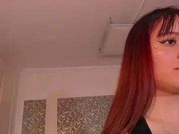 Stripchat Free Porn Cam of Jolie_price