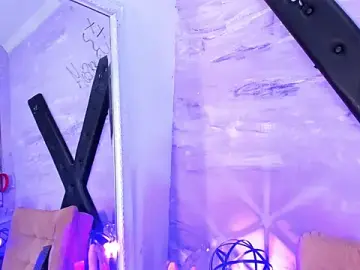 Stripchat Sex Cam of gaiia_uwu