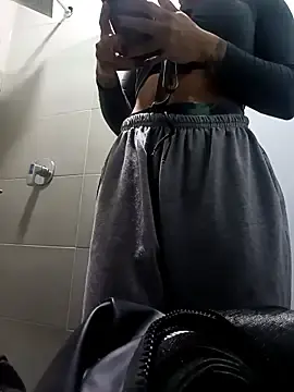 Stripchat Free Live Porn of Mishchelle_Zakii