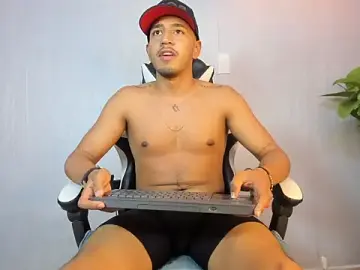 Stripchat Free Live Porn of Brand_Collins