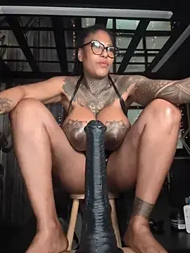 Stripchat Adult Video Chat of DarkDea