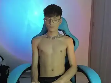 Stripchat Best Webcam of RYO_BLEU_