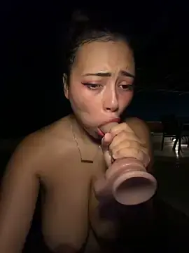 Stripchat Watch Live Sex Cams of seraphine23