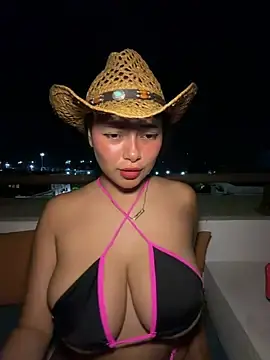 Stripchat Free Live Porn of seraphine23