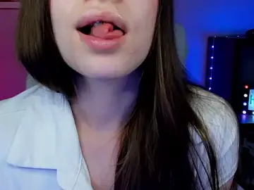 Stripchat Live Sex Cam of LuxMaya