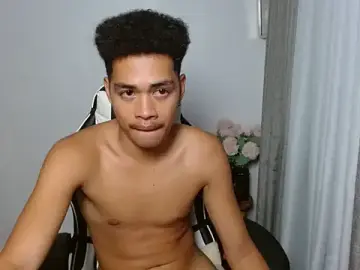 Stripchat Adult Webcam of curlyasian_njxx