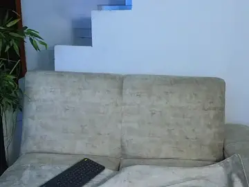 Stripchat Sex Cam of Lorenne_Miller