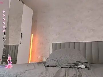 Stripchat Adult Webcam of Shiny_Jennifer