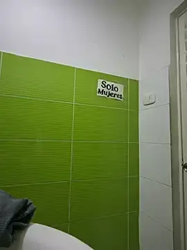 Stripchat Watch Live Sex Cams of DIANITA_1988