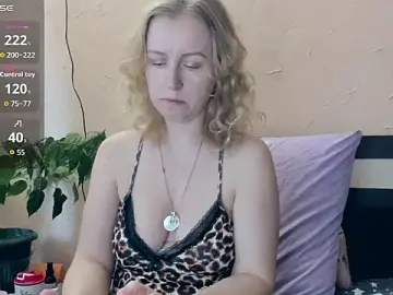 Stripchat Nude Webcam of I_AM_MILF