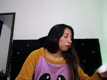 Stripchat Best live sex cam show of sweet_skylove_