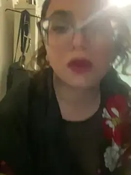 Stripchat Free Porn Cam of Lucrecia_33