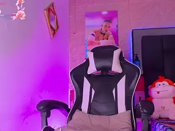 Stripchat Adult Webcam of dilan_alfonzo