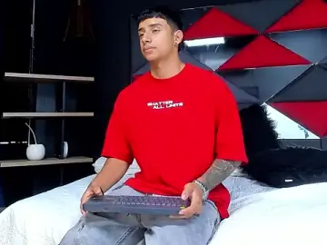 Stripchat Adult Webcam of jaze_bradley