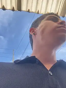 Stripchat Adult Video Chat of Danielkrdenass