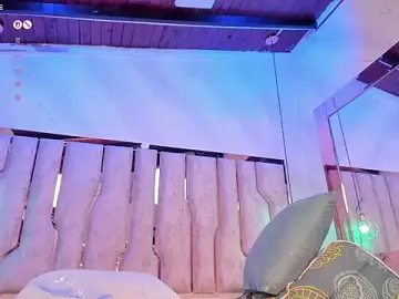 Stripchat Nude Webcam of ari_monet