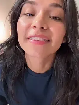 Stripchat Adult Video Chat of Adriennesexxx