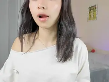 Stripchat Free Live Porn of Adriennesexxx