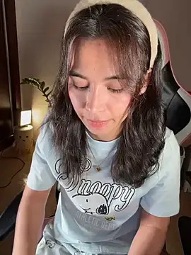 Stripchat Watch Live Sex Cams of Adriennesexxx