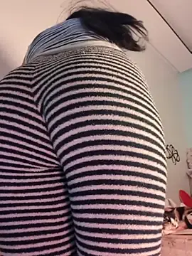 Stripchat Live Sex Cam of Lina_lolo