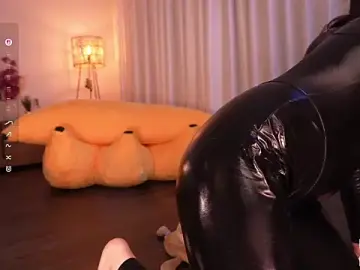 Stripchat Free Live Porn of Just__dani