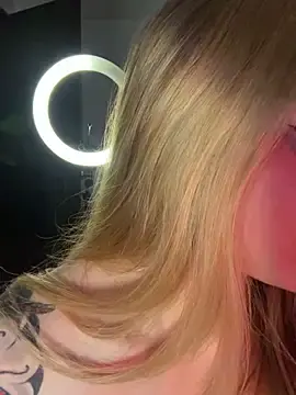 Stripchat Adult Webcam of curchez_