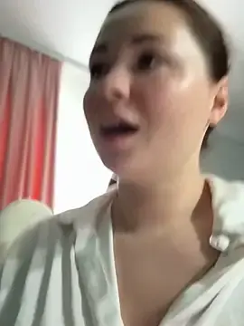 Stripchat Watch Live Sex Cams of dreams4u