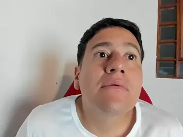 Stripchat Best Webcam of oliver_price1