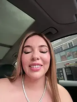 Stripchat Adult Webcam of Alirawrz
