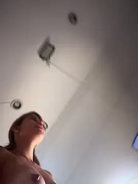 Stripchat Adult Video Chat of sara_calderon