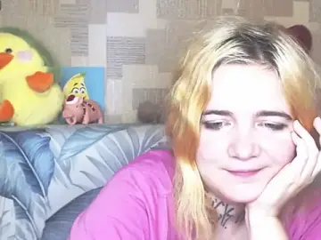 Stripchat Watch Live Sex Cams of Yours_good_mood