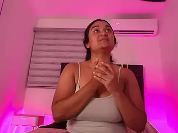 Stripchat Live Sex Cam of lay_navas