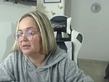 Stripchat Adult Webcams of samy_vsn